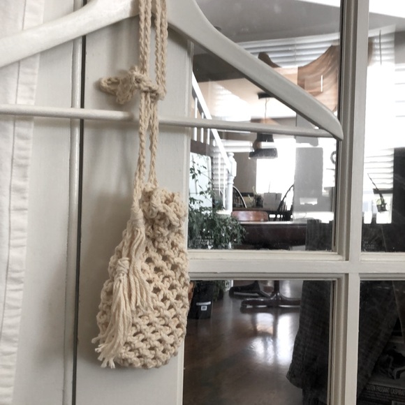 Crochet Fanny Pack - Picture 2 of 4